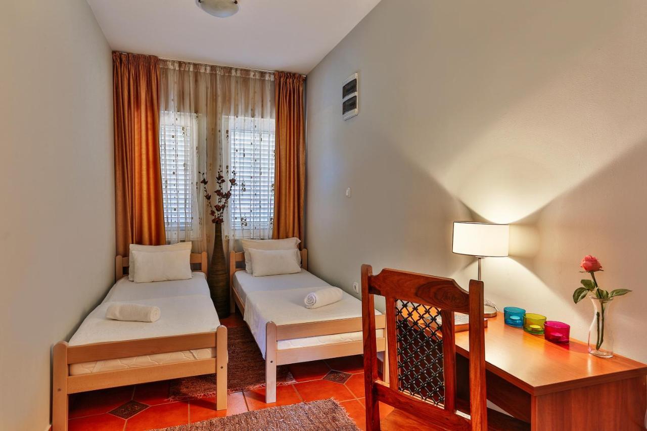 Apartments Misko يوتجيها المظهر الخارجي الصورة