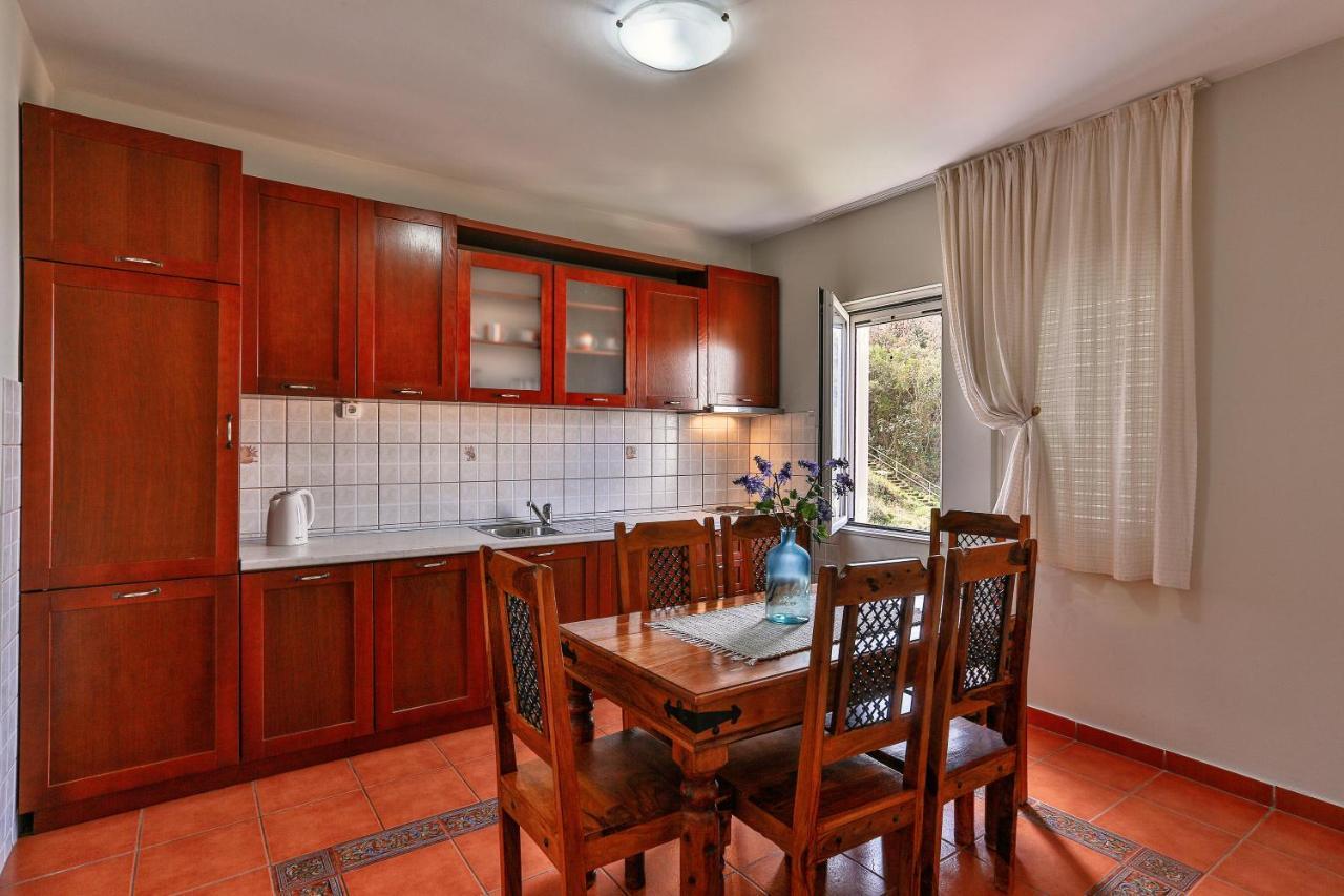 Apartments Misko يوتجيها المظهر الخارجي الصورة