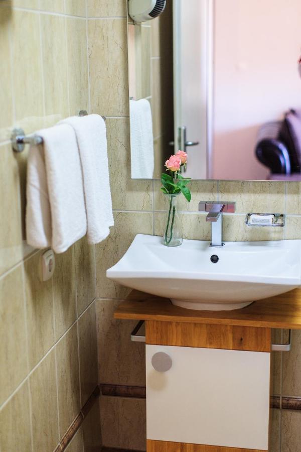 Apartments Misko يوتجيها المظهر الخارجي الصورة