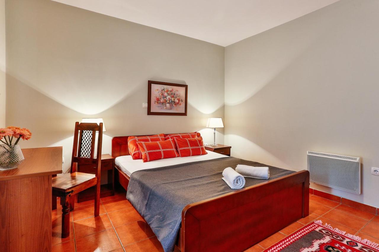 Apartments Misko يوتجيها المظهر الخارجي الصورة
